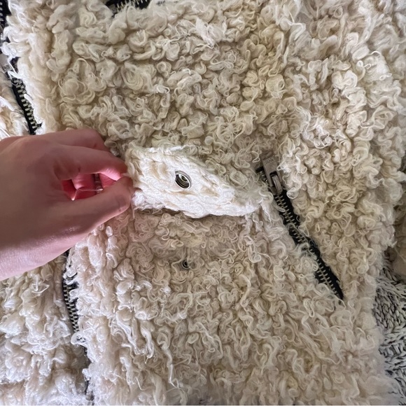 UNIF X UO Poodle Sherpa Moto Jacket - Picture 5 of 12